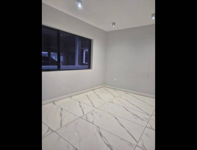 2 BEDROOM PROPERTY TO RENT IN WINDERMERE